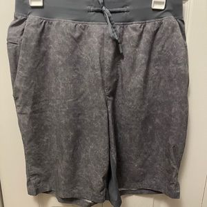 Mens Lululemon workout shorts